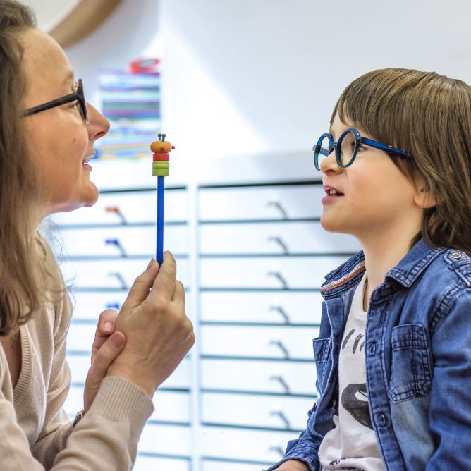 L'Artisan Du Regard c'est aussi des lunettes pour les enfants - Opticien  Paris